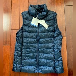 Navy Blue Sleeveless Puffer Vest